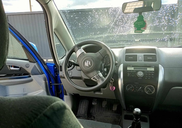 Suzuki SX4 cena 14500 przebieg: 246000, rok produkcji 2006 z Pieniężno małe 67